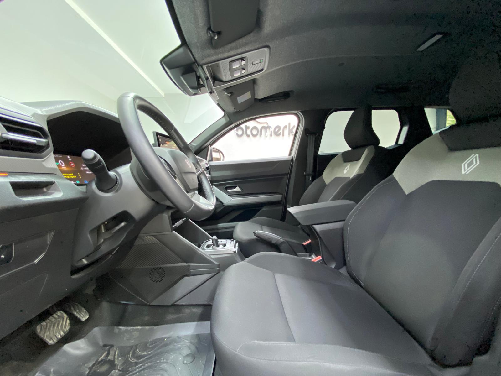 RENAULT DUSTER 19